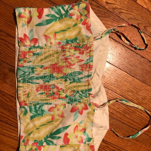 AE crop top and skirt - Picture 5 of 5